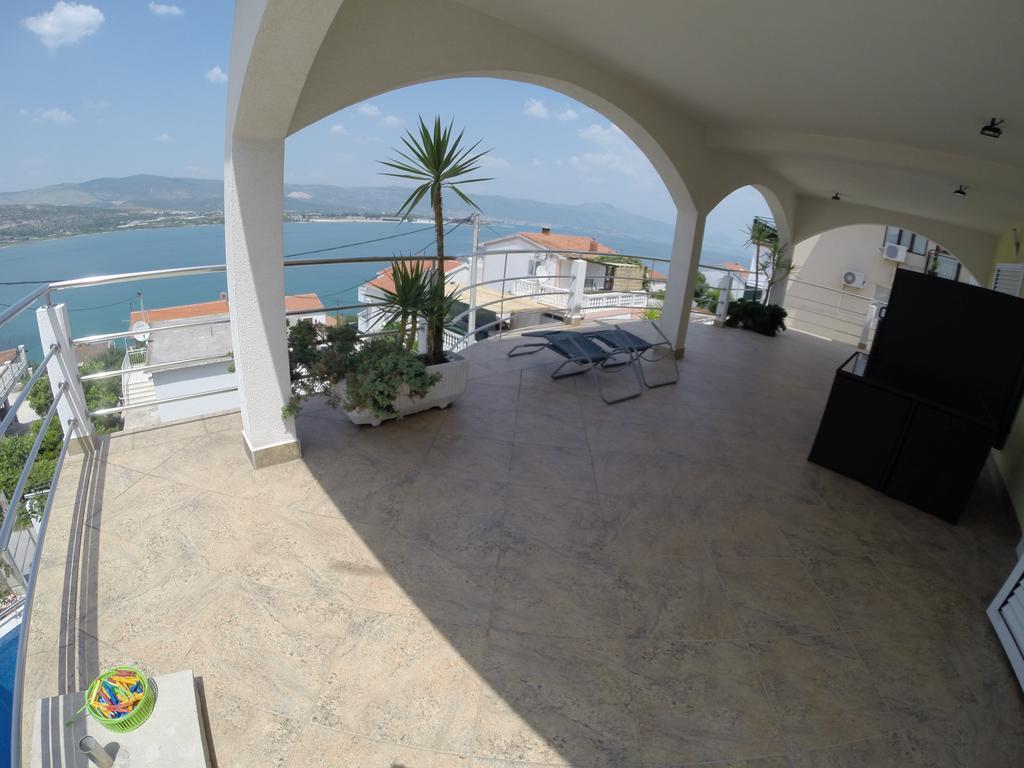 Palace View Trogir Exterior foto
