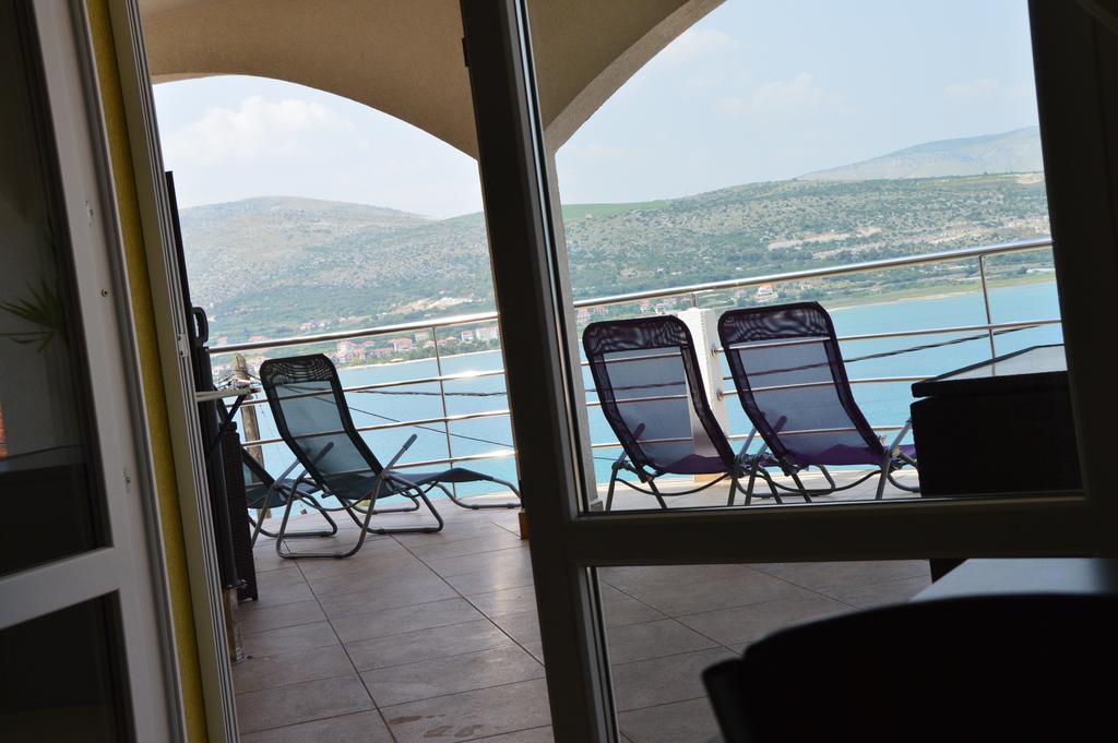 Palace View Trogir Exterior foto